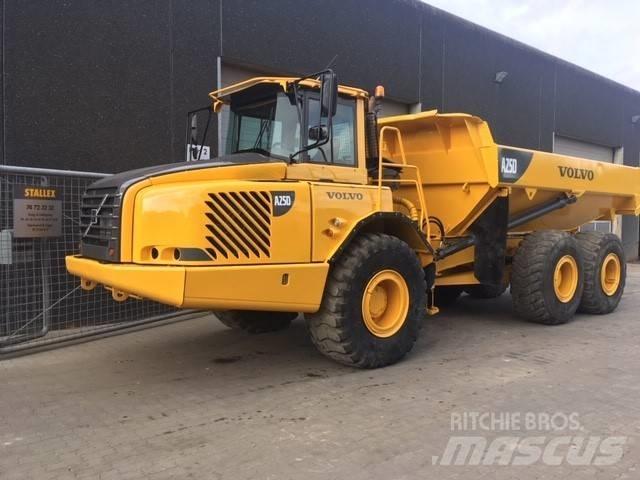 Volvo A25D Artikulētie pašizgāzēji