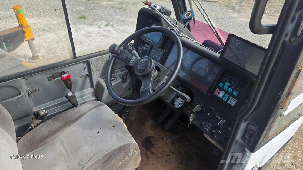 Kato KR 50 H Celtņi nelīdzenām virsmām