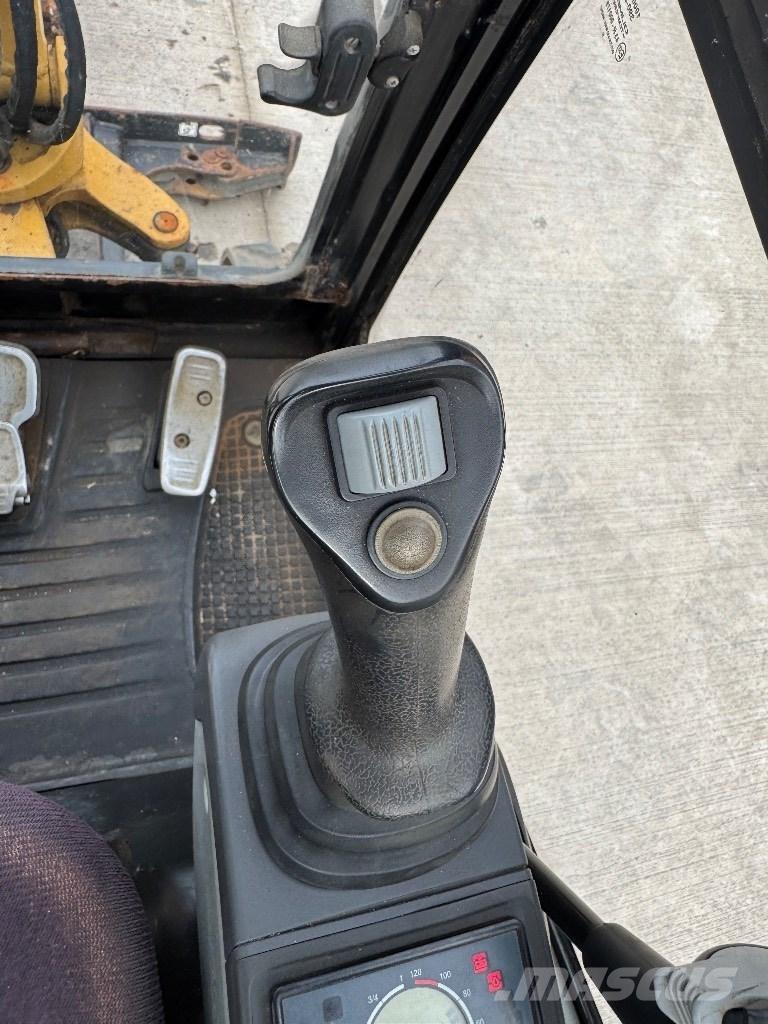 CAT 301.7 D Mini ekskavatori < 7 t