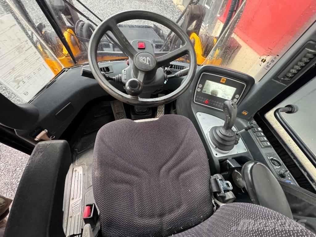 JCB 414 S  4153h 8,9t Iekrāvēji uz riteņiem