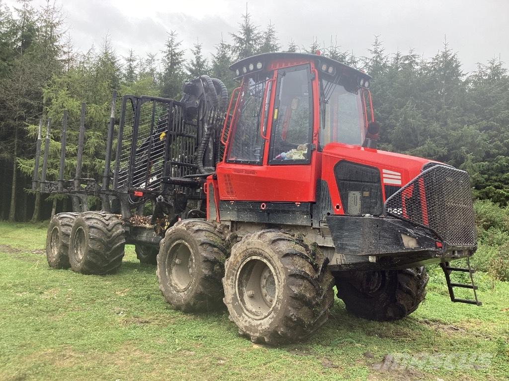 Komatsu 845 Forvarderi