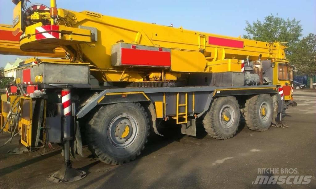 Liebherr LTM 1045 Visurgājēji celtņi