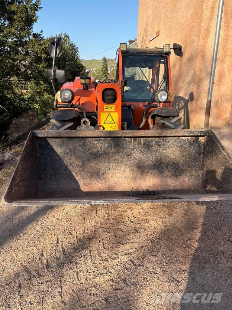 JLG 2505 Lauksaimniecības pacēlāji