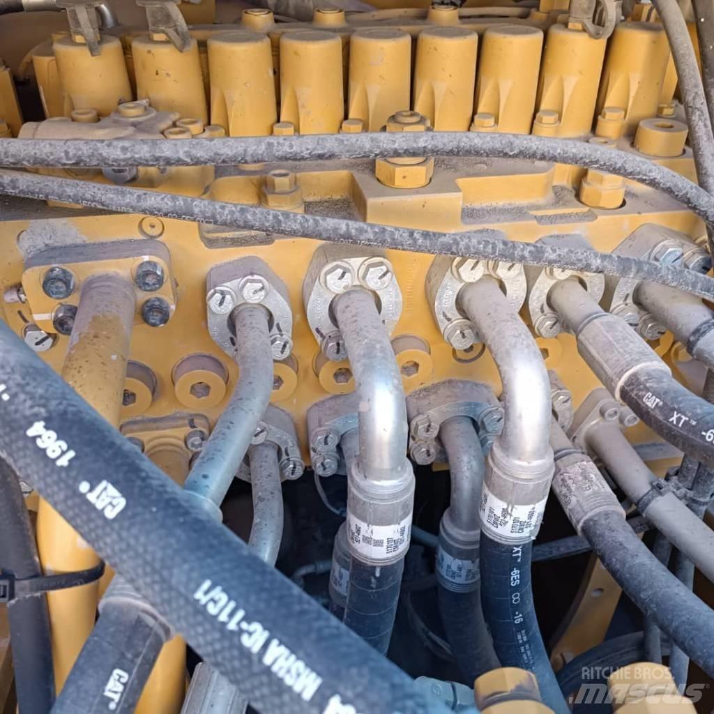 CAT 330GC Kāpurķēžu ekskavatori