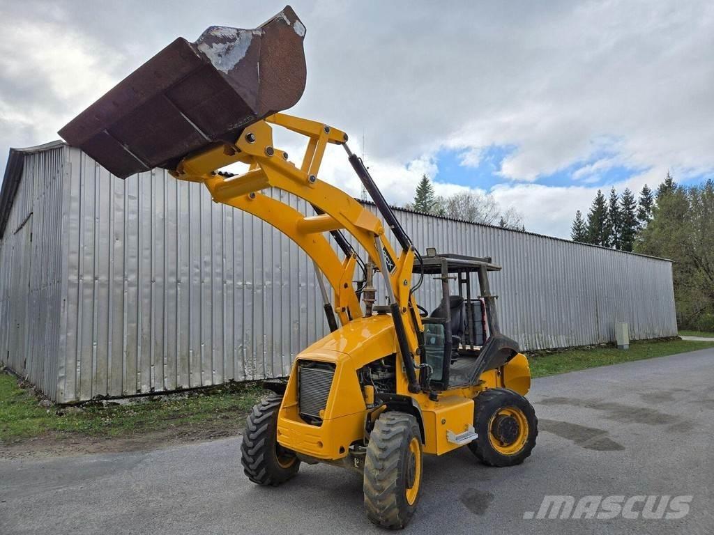 JCB 2CX Iekrāvēji uz riteņiem