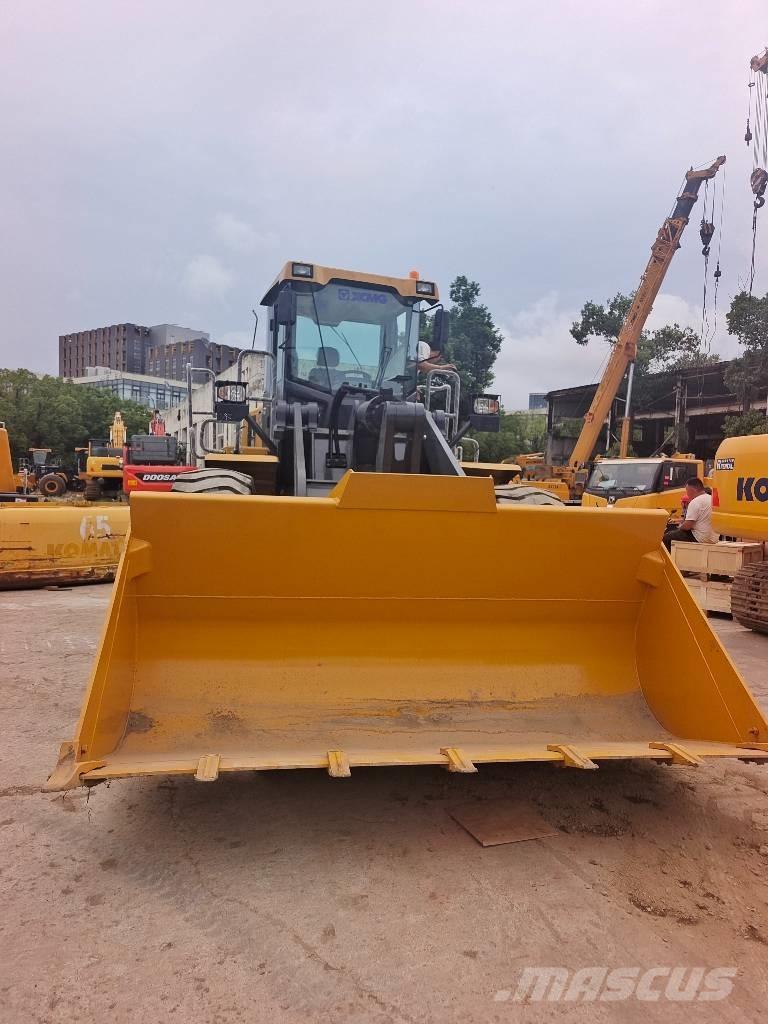 XCMG ZL50GN Iekrāvēji uz riteņiem