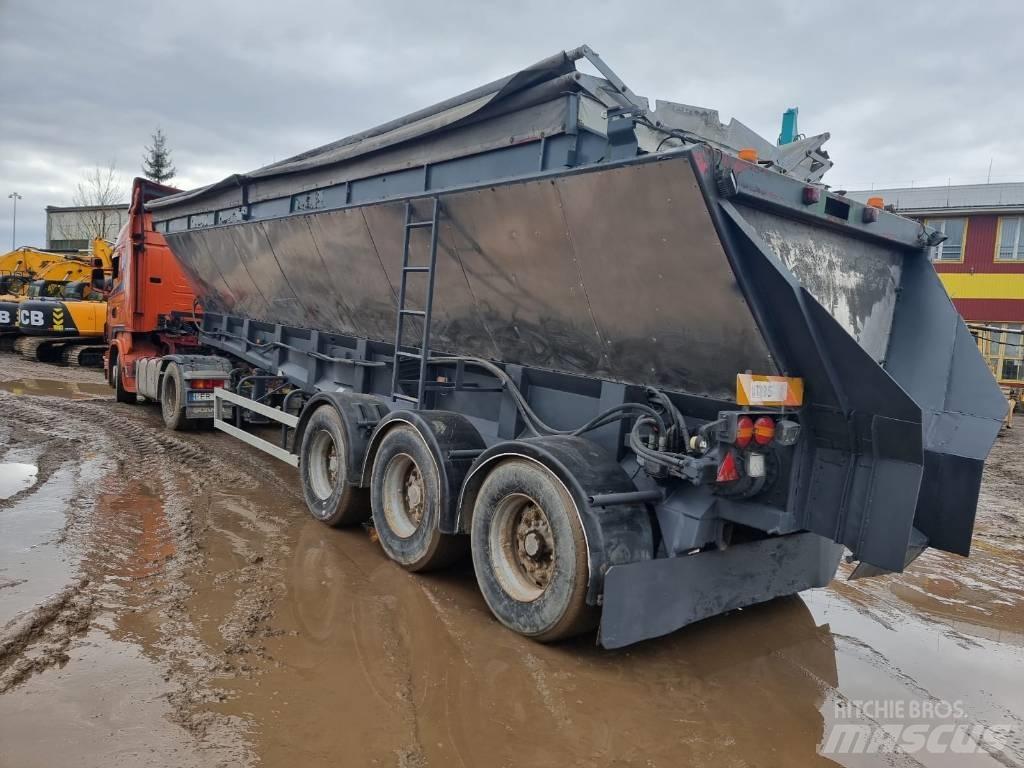 Red River RR-LB827 Noslēgtās piekabes