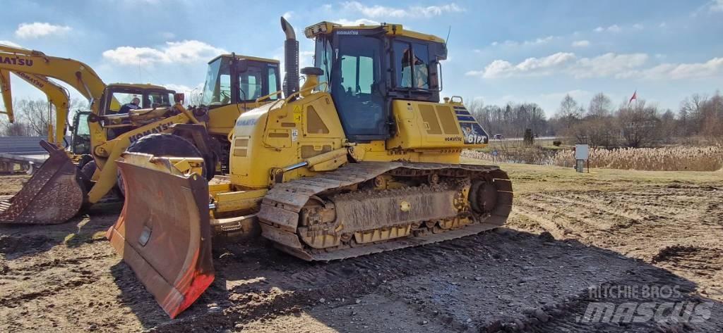 Komatsu D 61 PX -24 Kāpurķēžu buldozeri