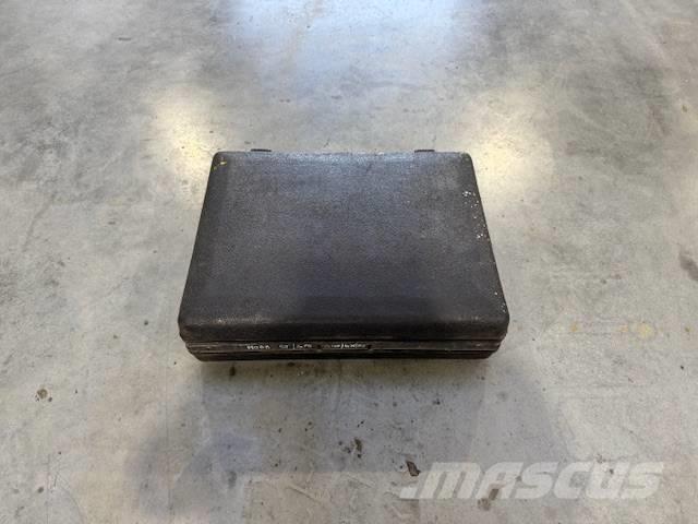 Dynapac DEMAG / VOLVO Asfalta klājēji