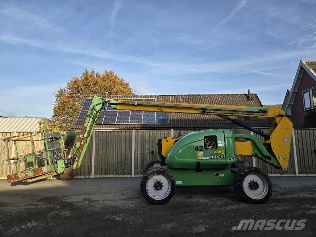 JLG 600 AJ Strēles pacēlāji