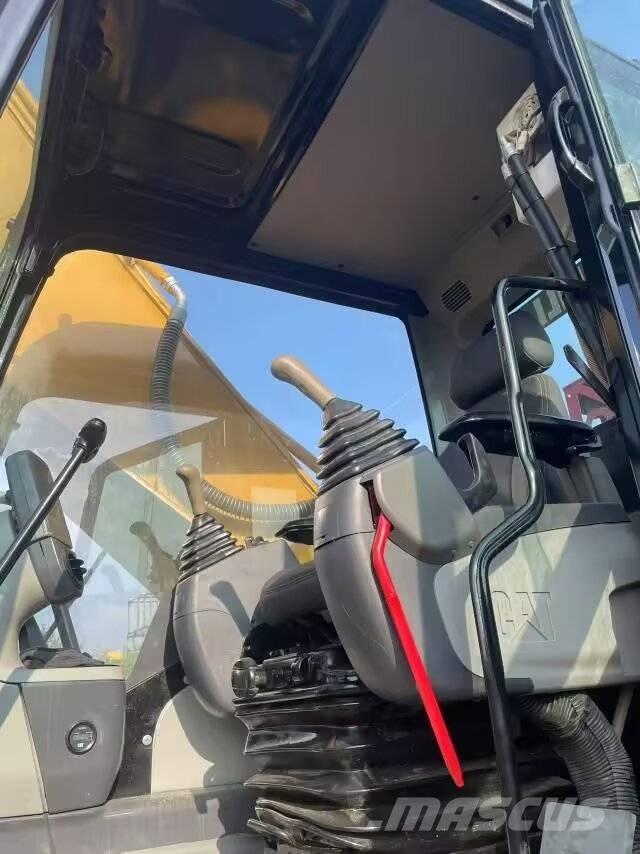 CAT 336D Kāpurķēžu ekskavatori