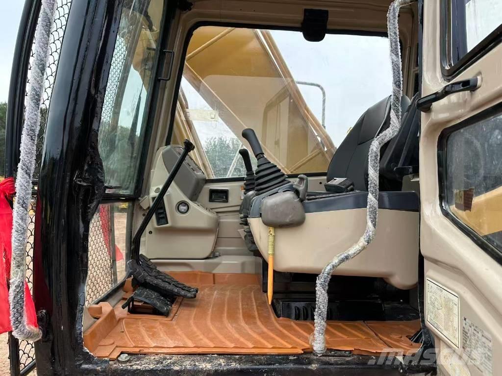 CAT 320 B L Kāpurķēžu ekskavatori