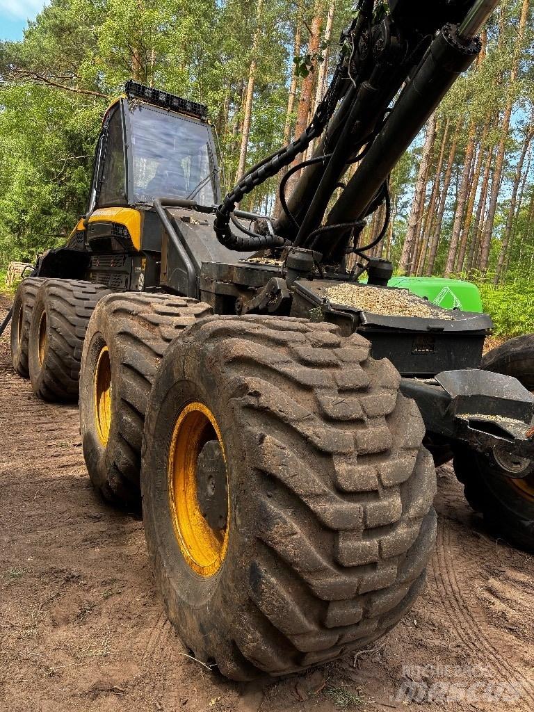 Ponsse Bear 8W Harvesteri