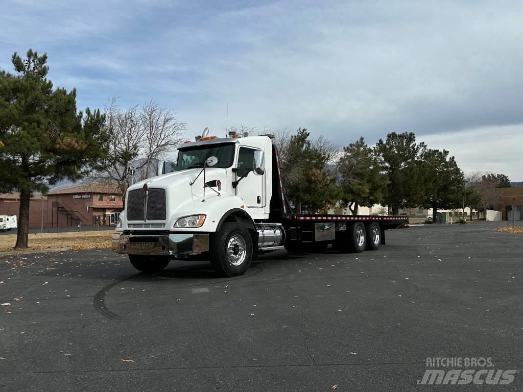 Kenworth T440 Evakuators ar manipulatoru