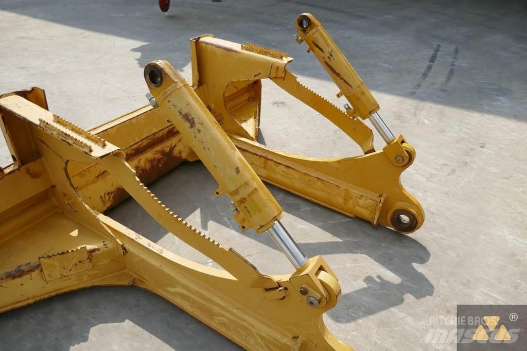 CAT Skidder blade Naži