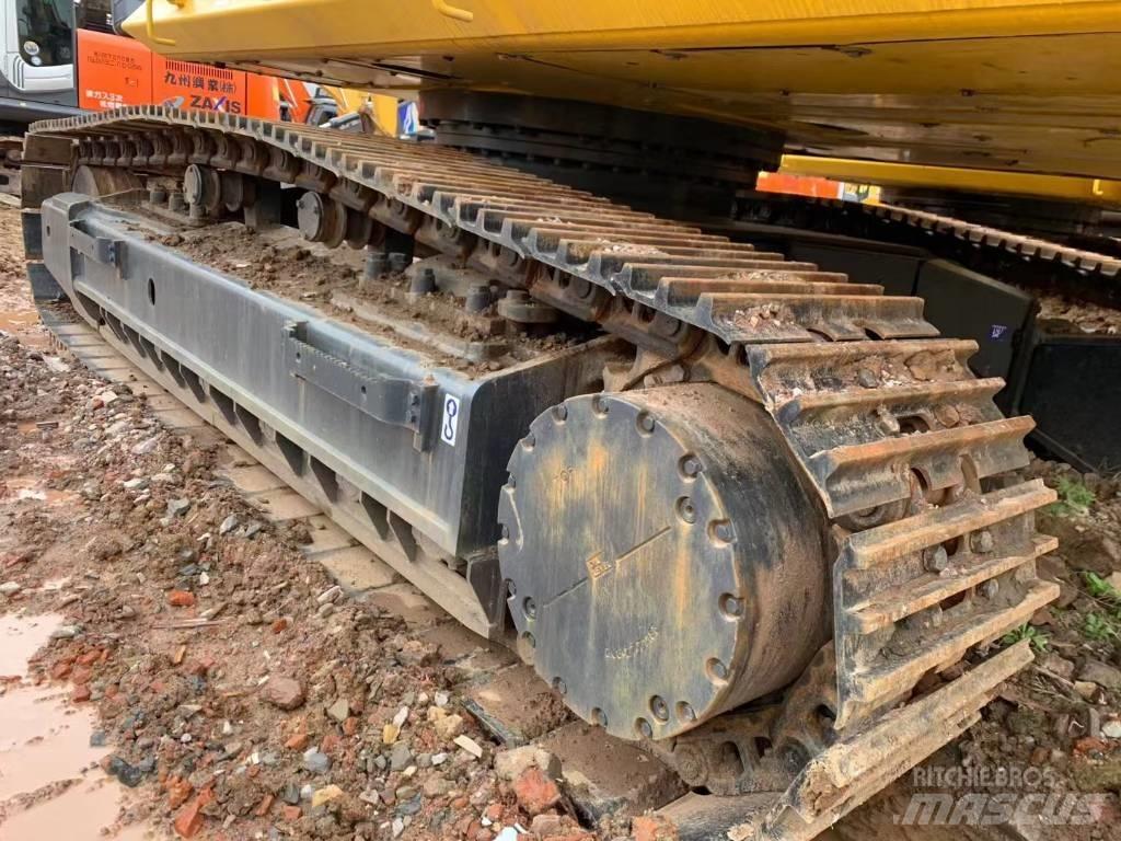 Komatsu 450-7 Kāpurķēžu ekskavatori
