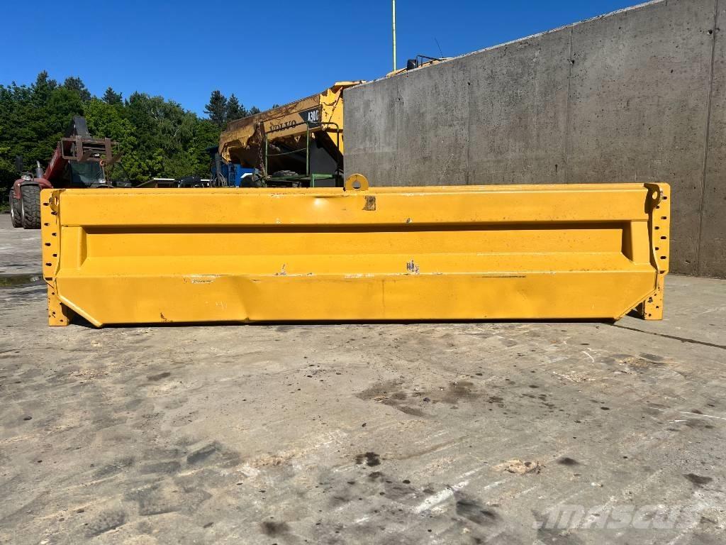CAT TAILGATE CAT 735 Kravas aizsargi