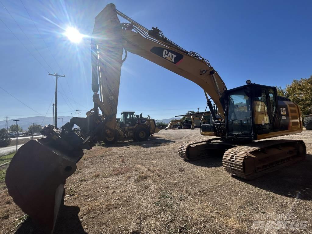 CAT 323 EL Kāpurķēžu ekskavatori