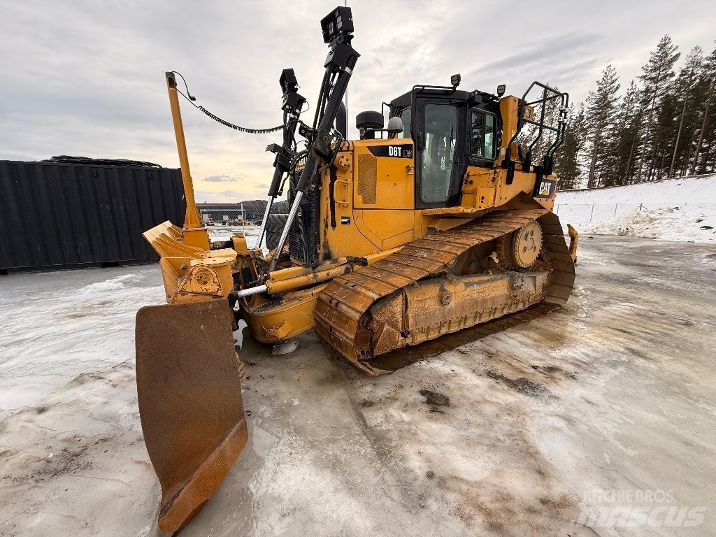 CAT D 6 T LGP Kāpurķēžu buldozeri