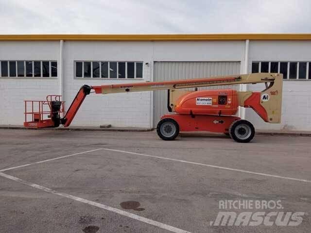 JLG 800 AJ Strēles pacēlāji