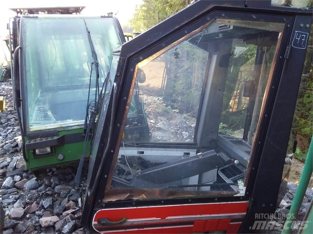Valmet 901 Kabīnes un interjers