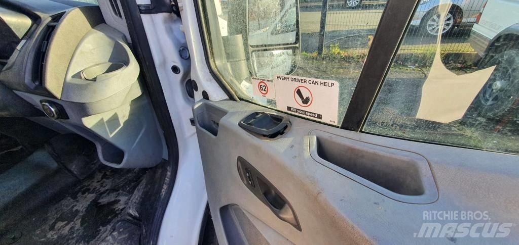 Ford Transit 350 Preču pārvadāšanas furgoni