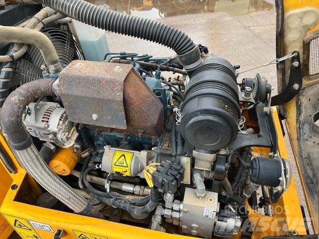 JCB VMT 160-80 Divvalču grunts veltņi