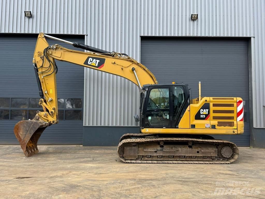 CAT 323 07A Īpašie ekskavatori