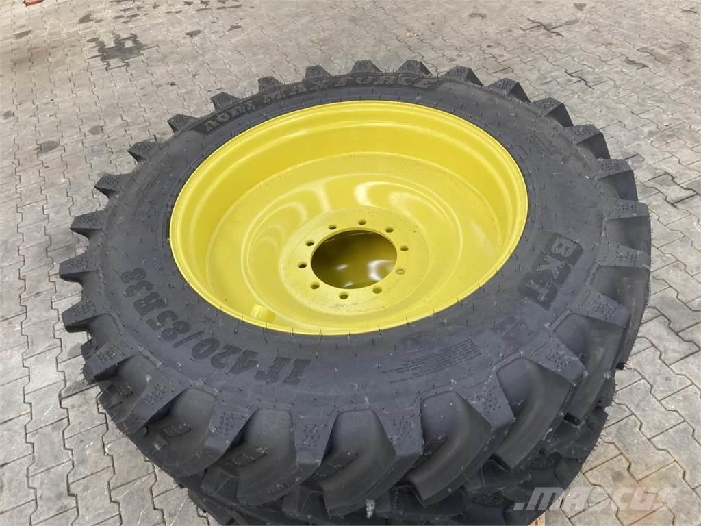 BKT 420/85R38 Riepas, riteņi un diski