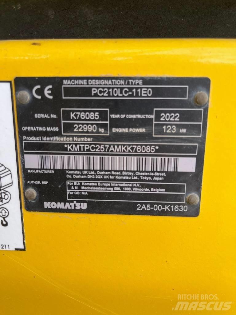 Komatsu PC210LC-11E0 Kāpurķēžu ekskavatori