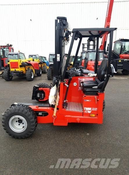 Manitou TMM25 4W Kravas mašīnām piestiprināmie pacēlāji