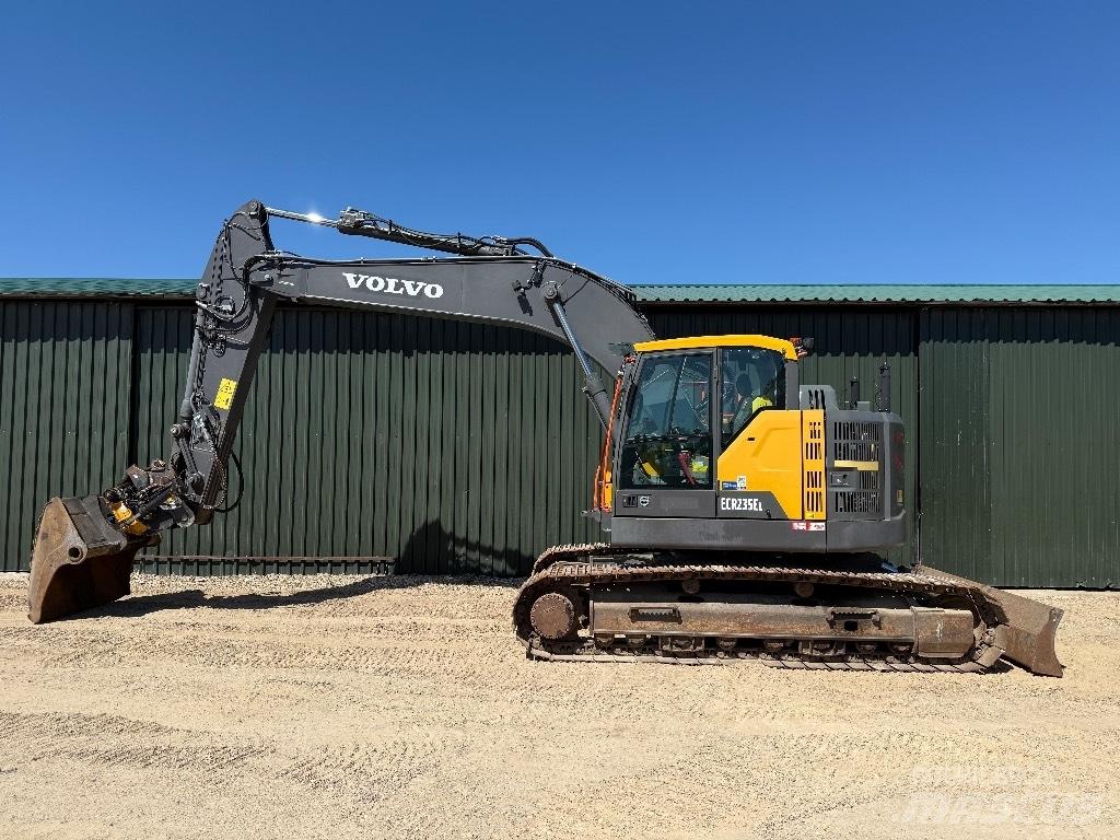 Volvo ECR 235 EL Kāpurķēžu ekskavatori