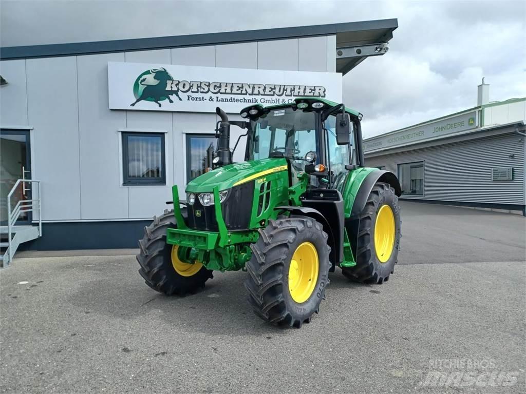 John Deere 6110M Traktori