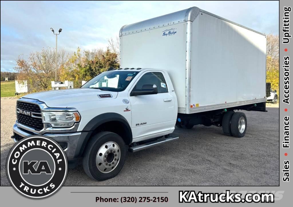 RAM 5500 SLT Furgons