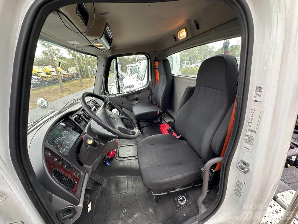 Freightliner M2 Dzērienu piegāds kravas mašīnas