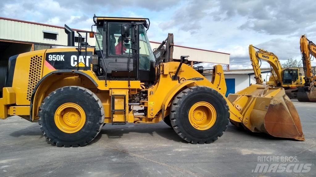 CAT 950K Iekrāvēji uz riteņiem