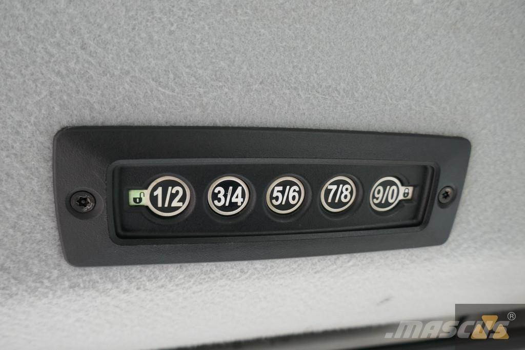 CAT 906M Iekrāvēji uz riteņiem