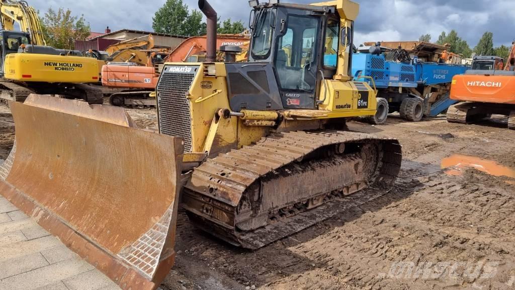 Komatsu D 61 PX-15 Kāpurķēžu buldozeri