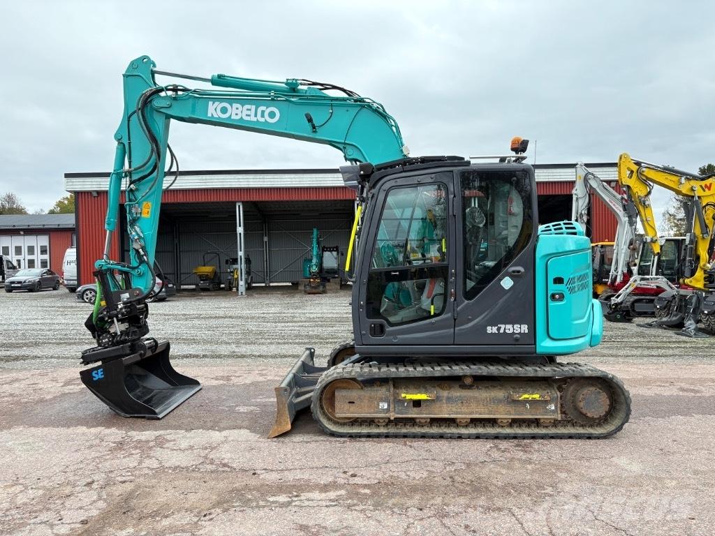 Kobelco SK75SR-7 Vidēja lieluma ekskavatori 7 t - 12 t