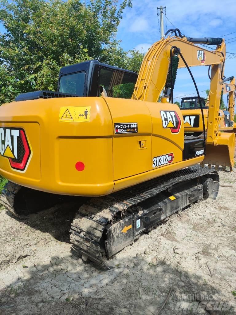 CAT 313d2gc Kāpurķēžu ekskavatori