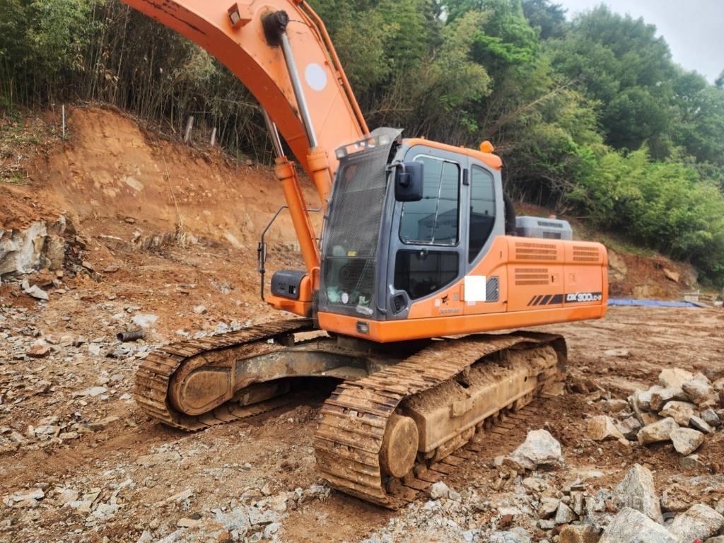 Doosan DX 300 LC-5 Kāpurķēžu ekskavatori