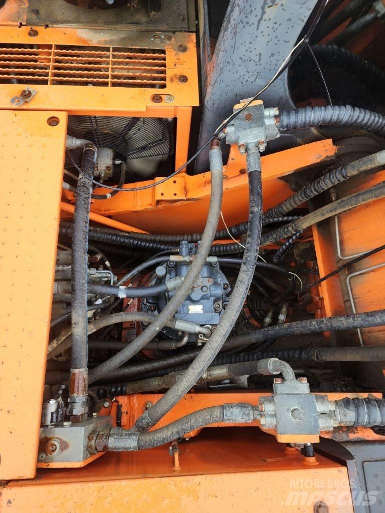 Doosan DX 300 LC-5 Kāpurķēžu ekskavatori