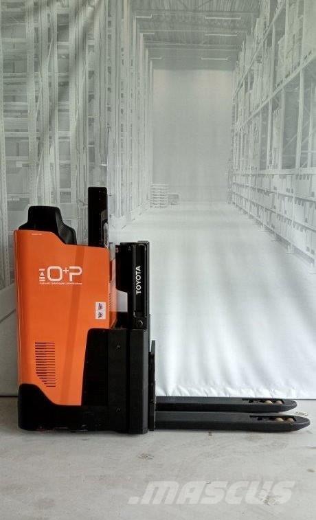 Toyota SSI200D Pašgājēji krautnētāji