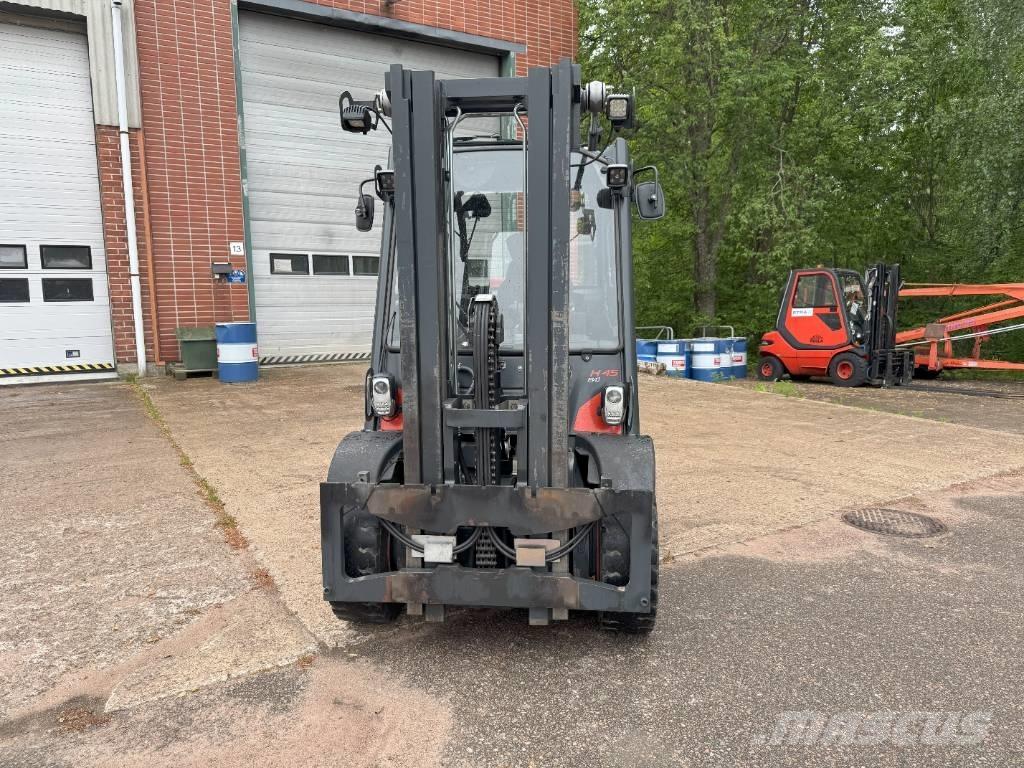 Linde H45D-02 Tehnika ar dīzeļa dzinēju