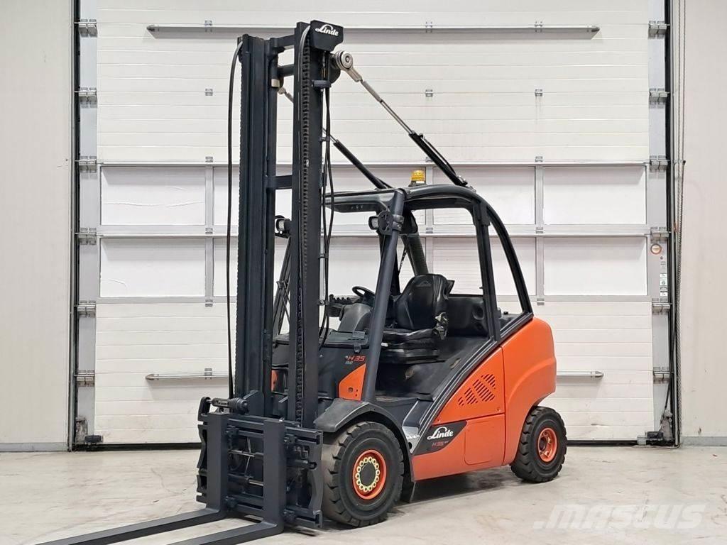 Linde H35D-02 Tehnika ar dīzeļa dzinēju