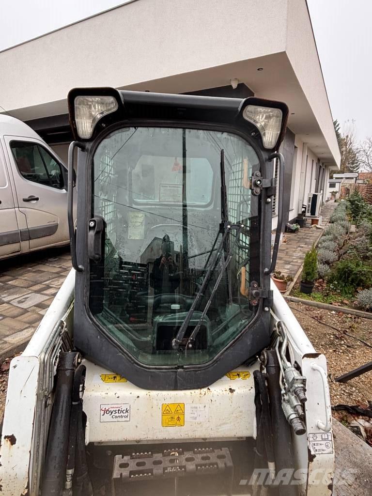 Bobcat s 450 Lietoti riteņu kompaktiekrāvēji