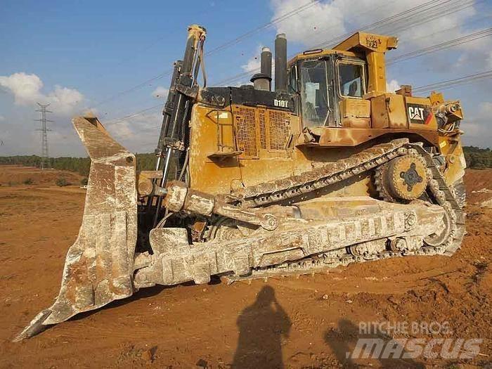 CAT D10 T Kāpurķēžu buldozeri