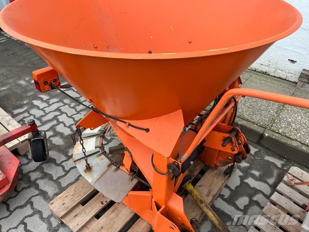 Amazone E+S 301 Smilšu un sāls kaisītāji