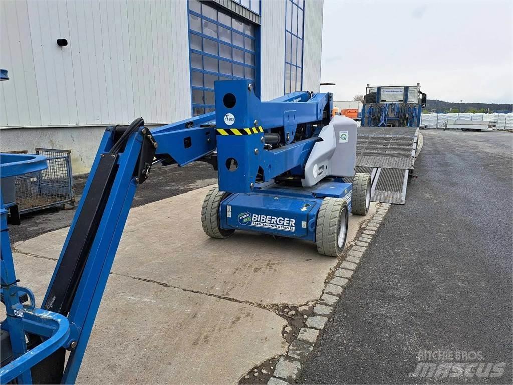 JLG E450AJ Strēles pacēlāji