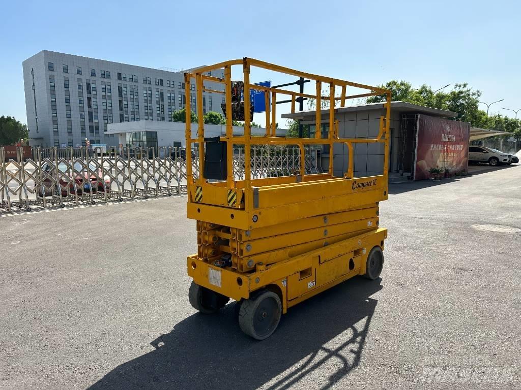 Haulotte COMPACT 10N Šķerveida pacēlāji